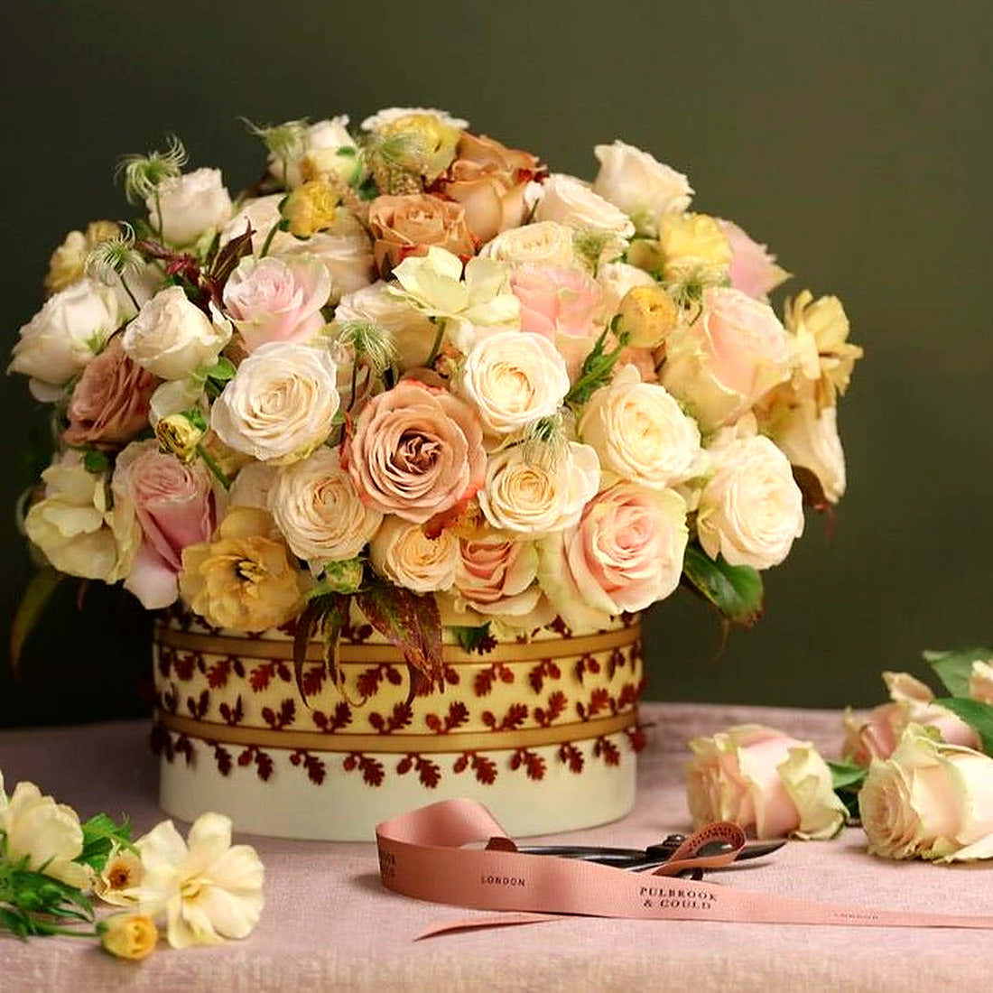 Floral Hatbox Class by Pulbrook and Gould hatbox floral workshop take-home class with pastel roses