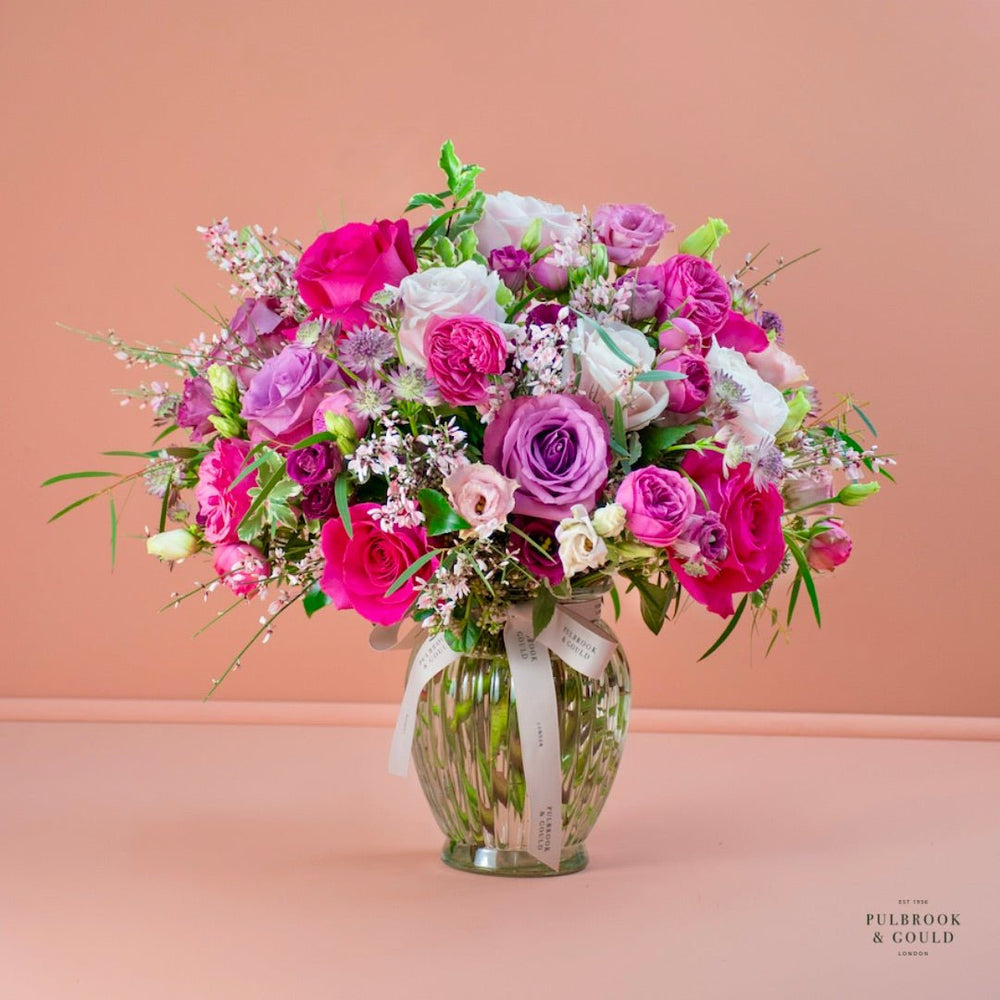 
                  
                    Seasonal Vase Arrangement Class - Pulbrook & Gould Flowers London
                  
                